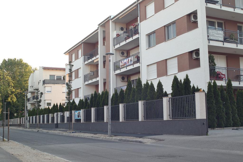 Honey Wellness Apartman Siófok Extérieur photo